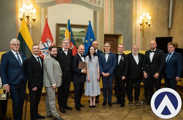 Pirmasis tarptautinis armigerių sambūris Vilniuje